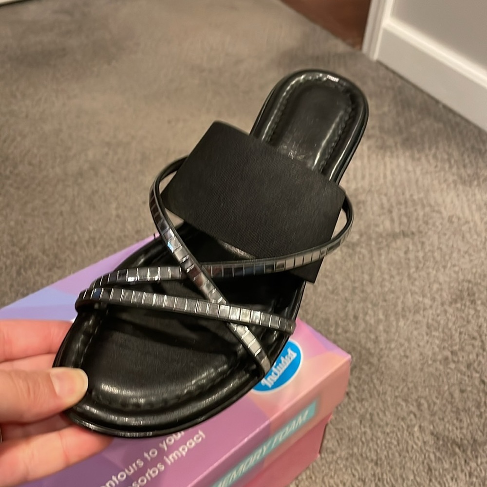 Sandals - Picture 2 of 2